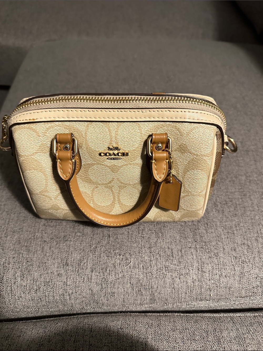 Coach Mini Please read comments - Picture 11 of 12